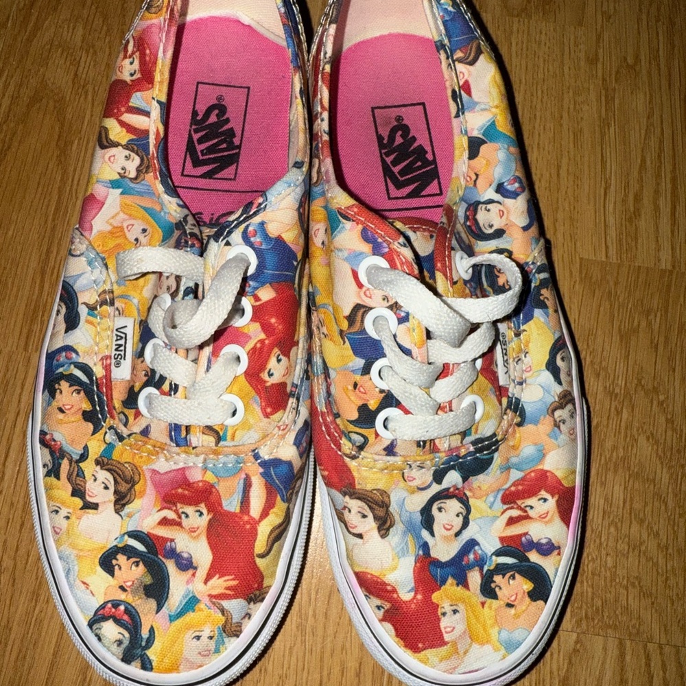 Vans Women Disney Princess Sneakers - limited edition EUC